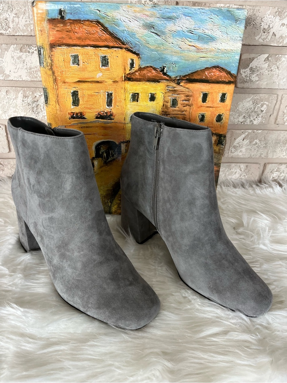 Bella Vita Gray Suede Wilma Ankle Boots Leather Women’s Size 9 Square Toe